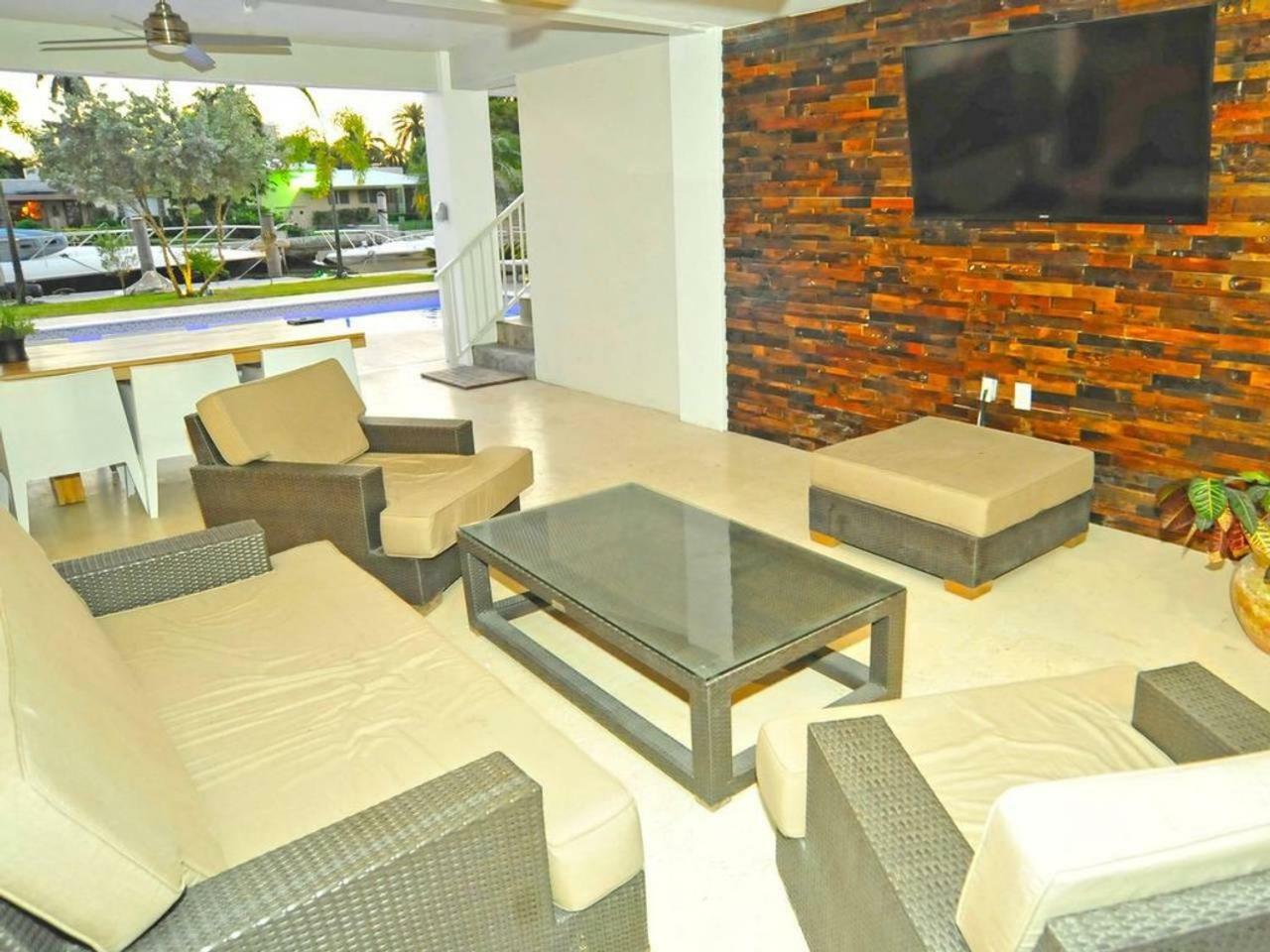 Villa Estelle Miami Luaran gambar
